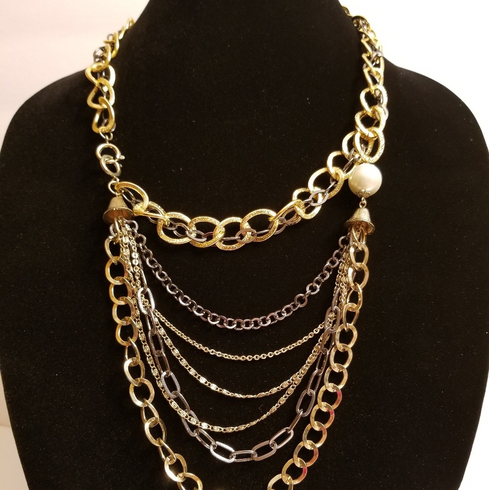 Chain link necklace